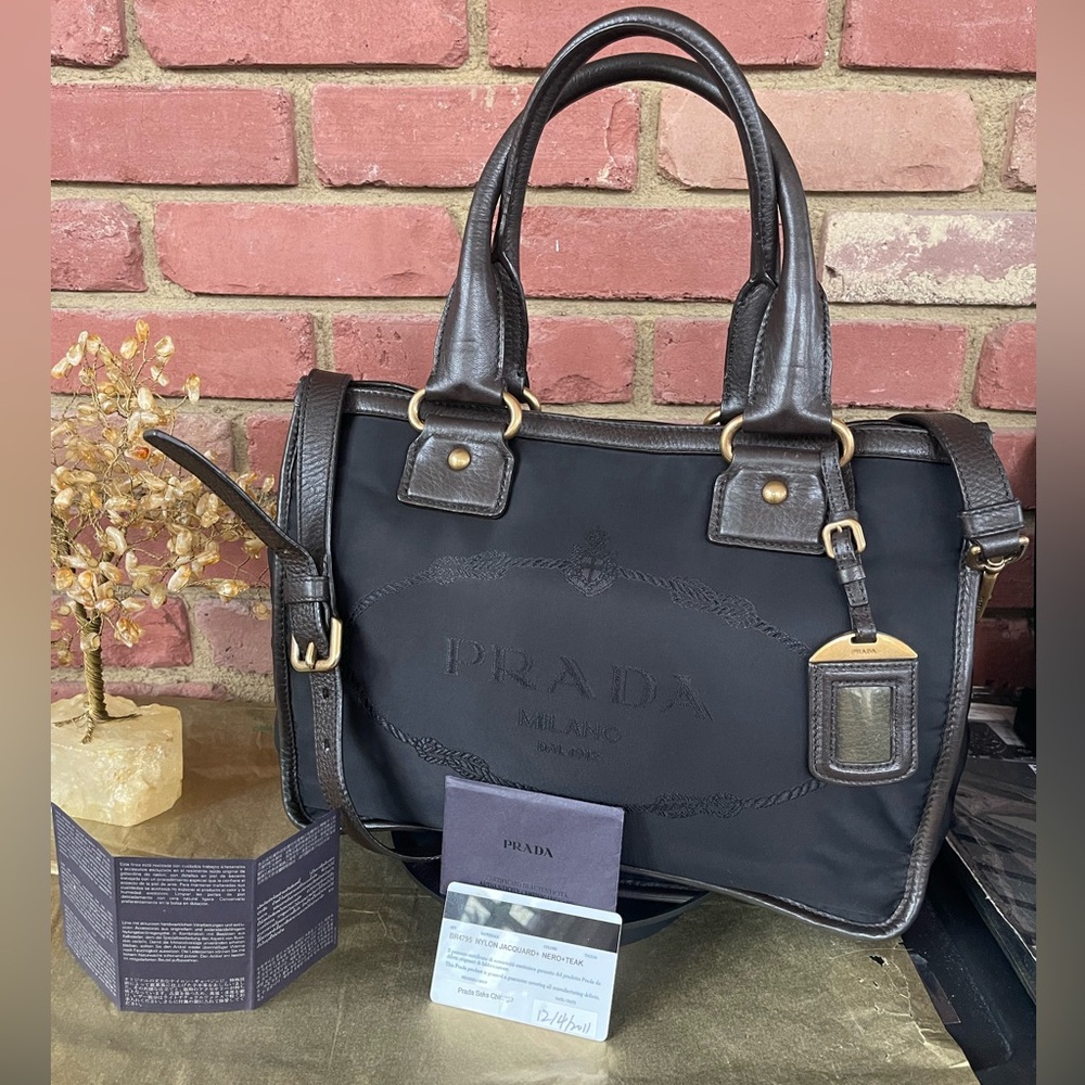 🔥Prada 🔥Black 🔥Nylon 🔥and Leather crossbody 🔥
